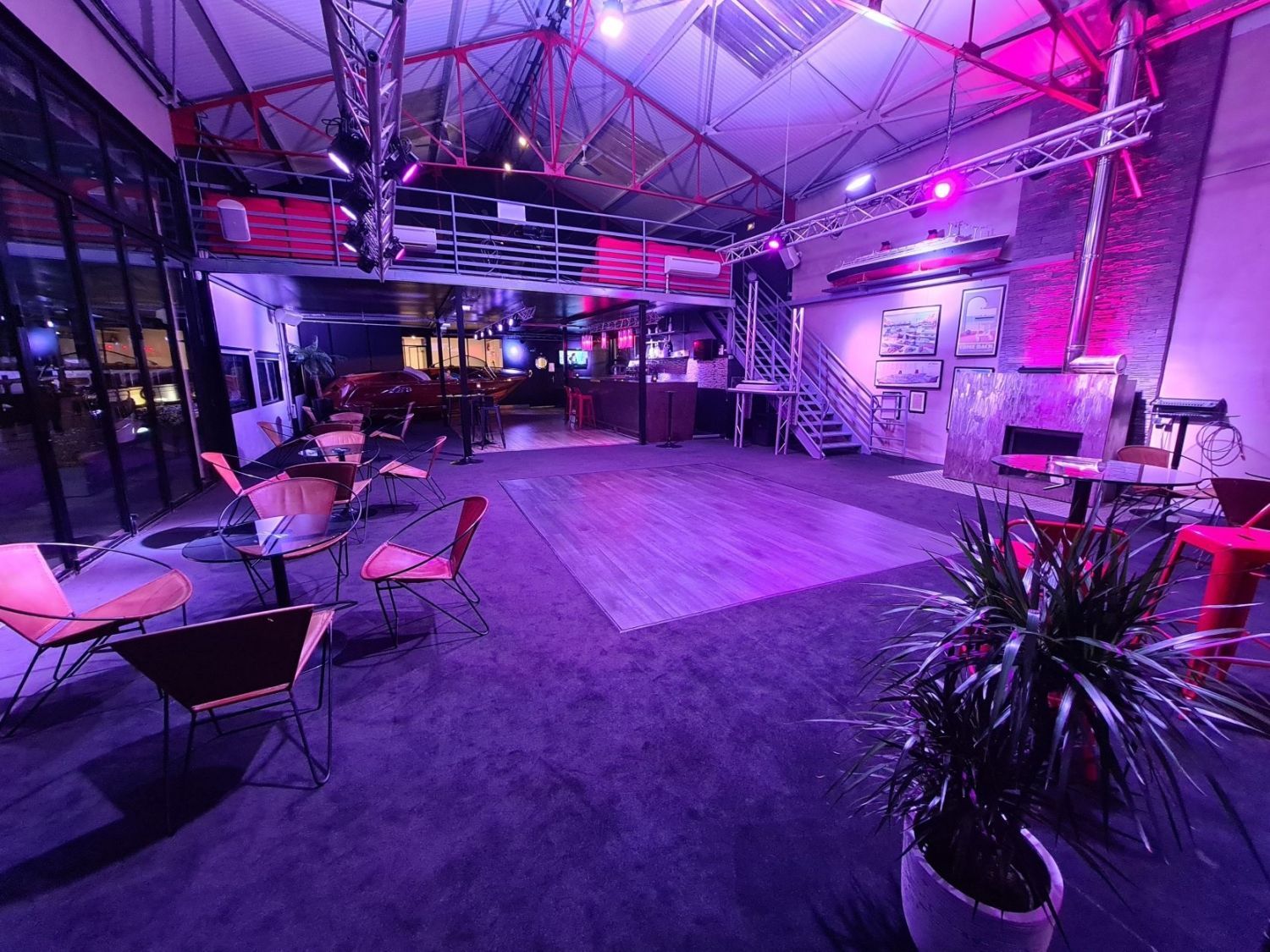 Loft on the quay of the Seine