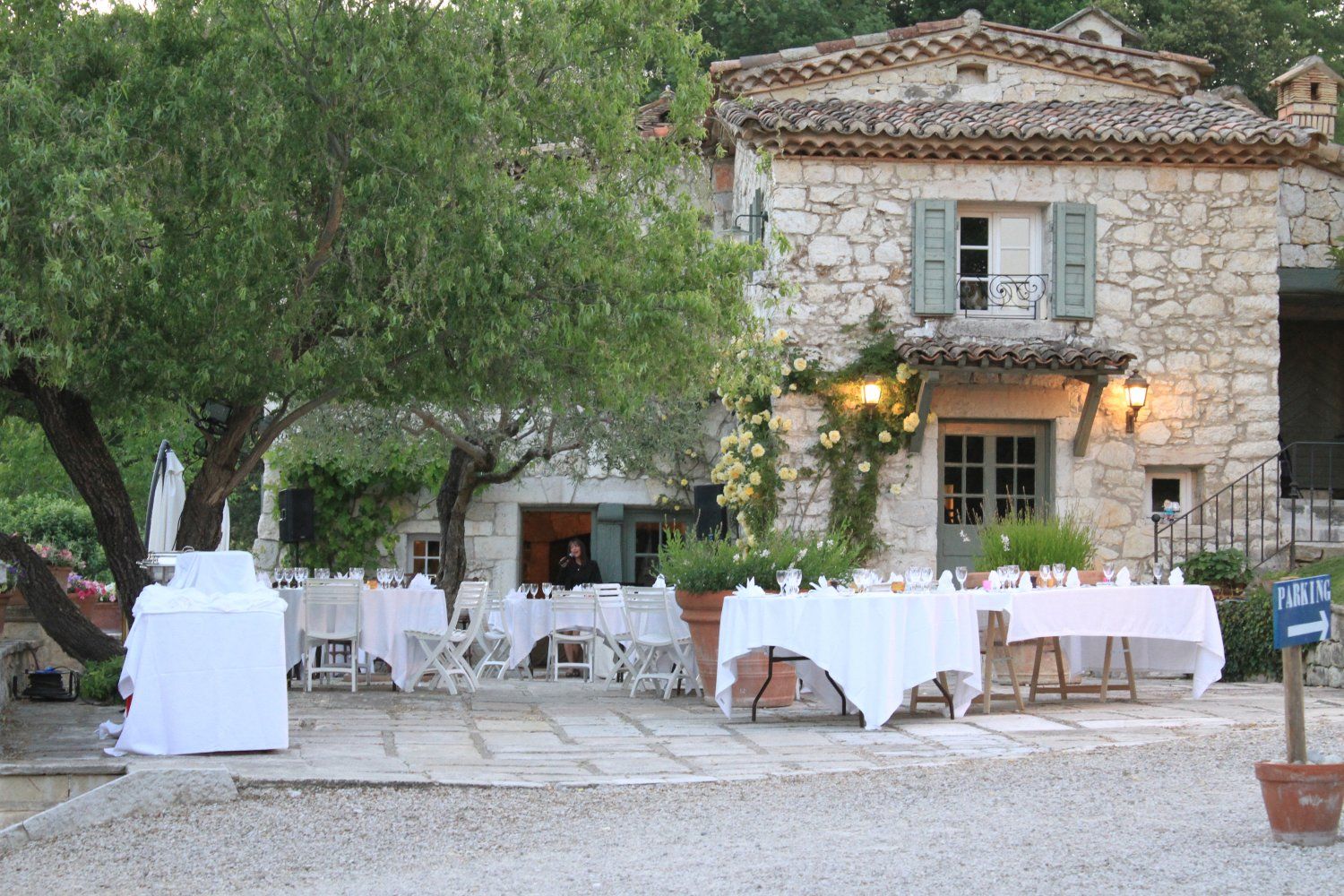 Dinner and Equestrian Show at the Manège de Xénophon 