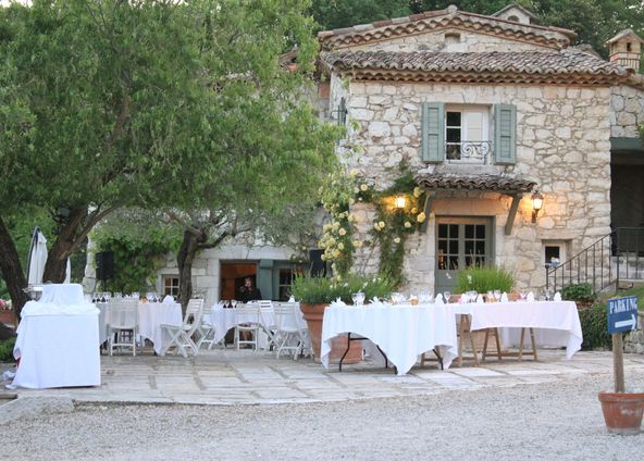 Dinner and Equestrian Show at the Manège de Xénophon