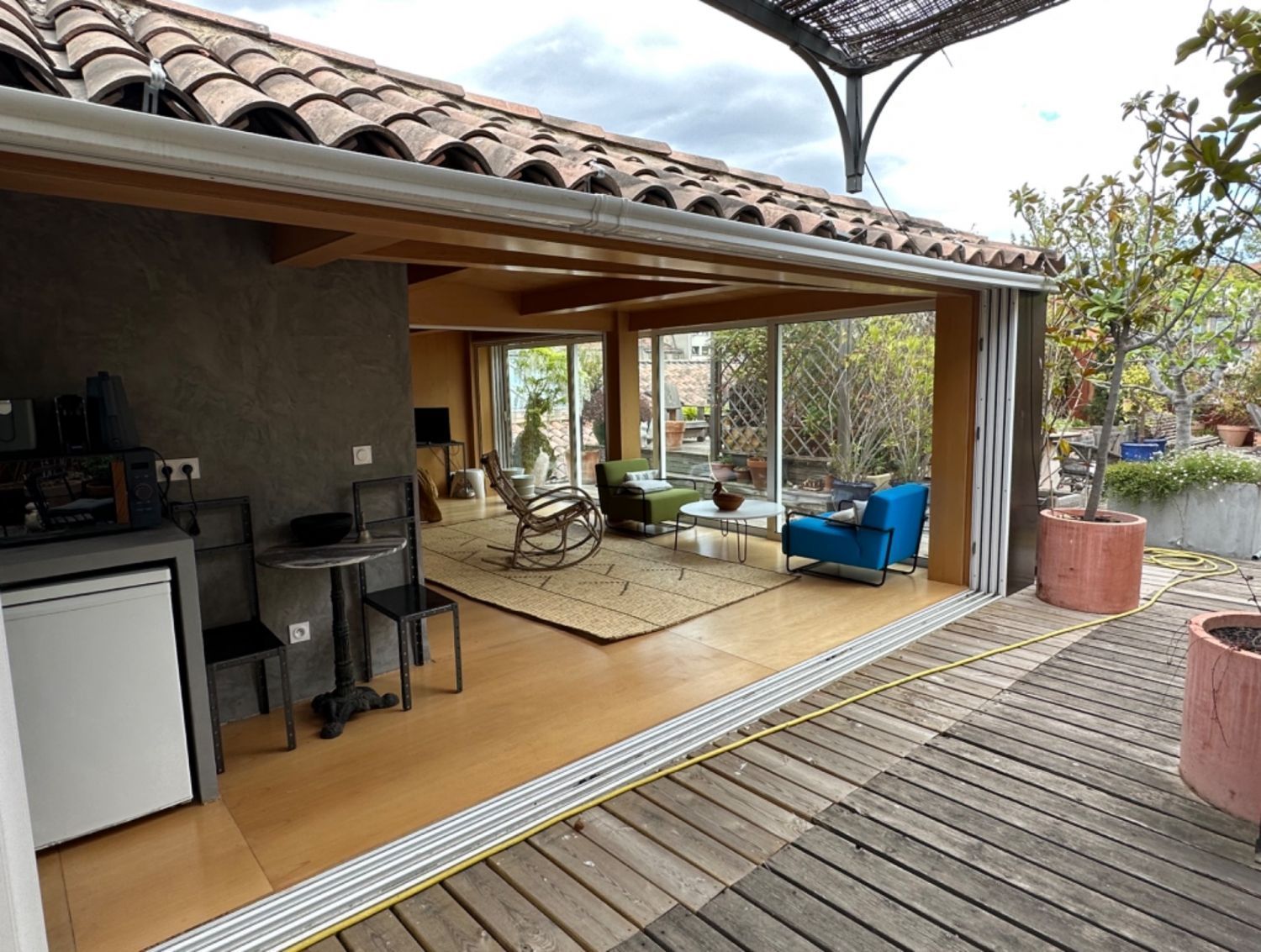 Loft of 300 m² with rooftop of 200 m² with jacuzzi and loft of 300 m²