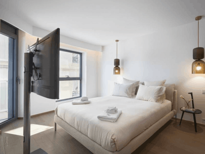 Luxury 3-Bedroom Apartment Cannes – Opposite Palais, Terrace, Events up to 30