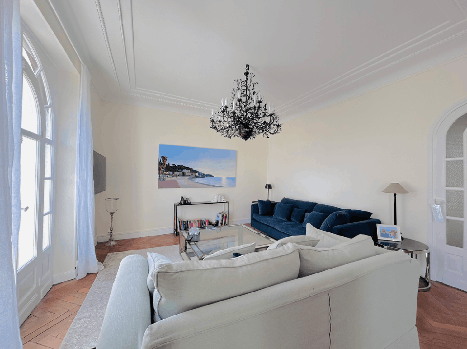 Cannes 3-Bedroom Apartment – Elegant, Central, Events up to 10 Guests