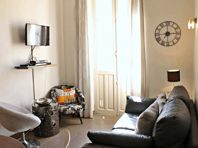 Cannes 2-Bedroom Apartment – 75m² Near Palais, Events up to 10