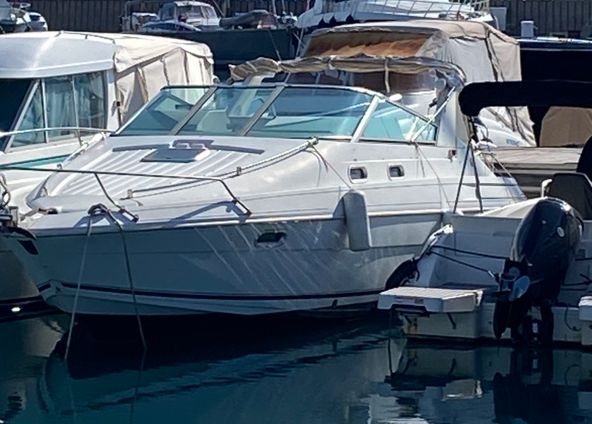 Twin-engine boat Jeanneau Yarding 27 feet, 410 HP inboard