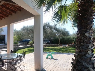 150 m² terrace with large swimming pool