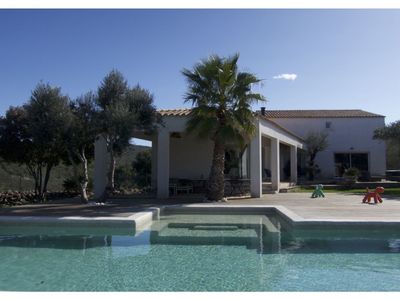 150 m² terrace with large swimming pool