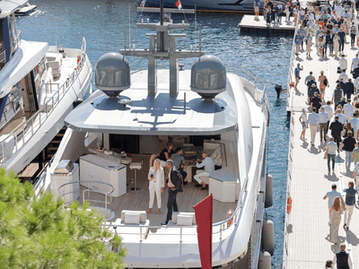 Cocktail Perfume Bar: A Sensory Experience in Monaco