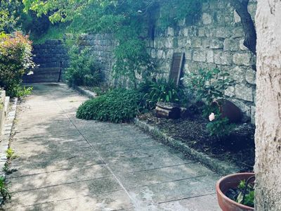 Ground floor of a Nice house with garden