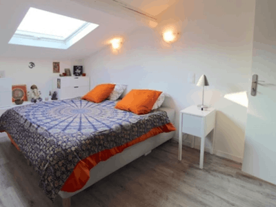 Cannes 3-Bedroom Apartment – 12 Min from Palais, Sleeps 6