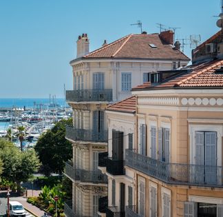 Appartement 3 pièces face au Palais