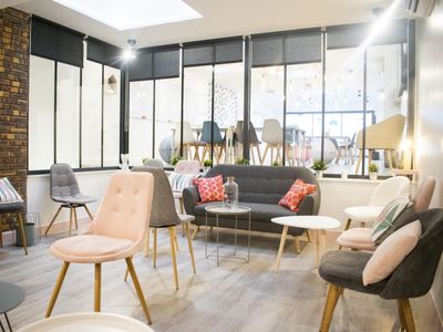 Espace de séminaires avec grand jardin privatif