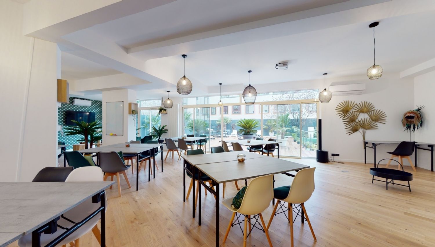 Seminar space 180 m² with terrace 200 m²