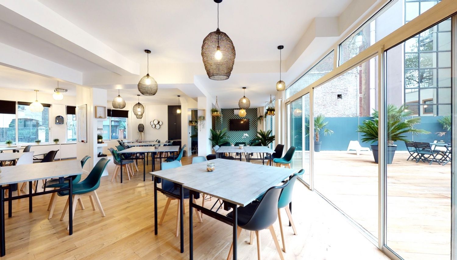 Seminar space 180 m² with terrace 200 m²