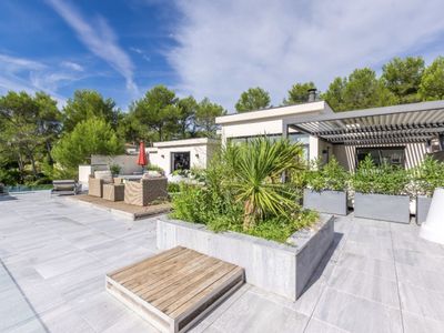 Prestigious villa 550 m² with terrace 260 m² maritime horizon view