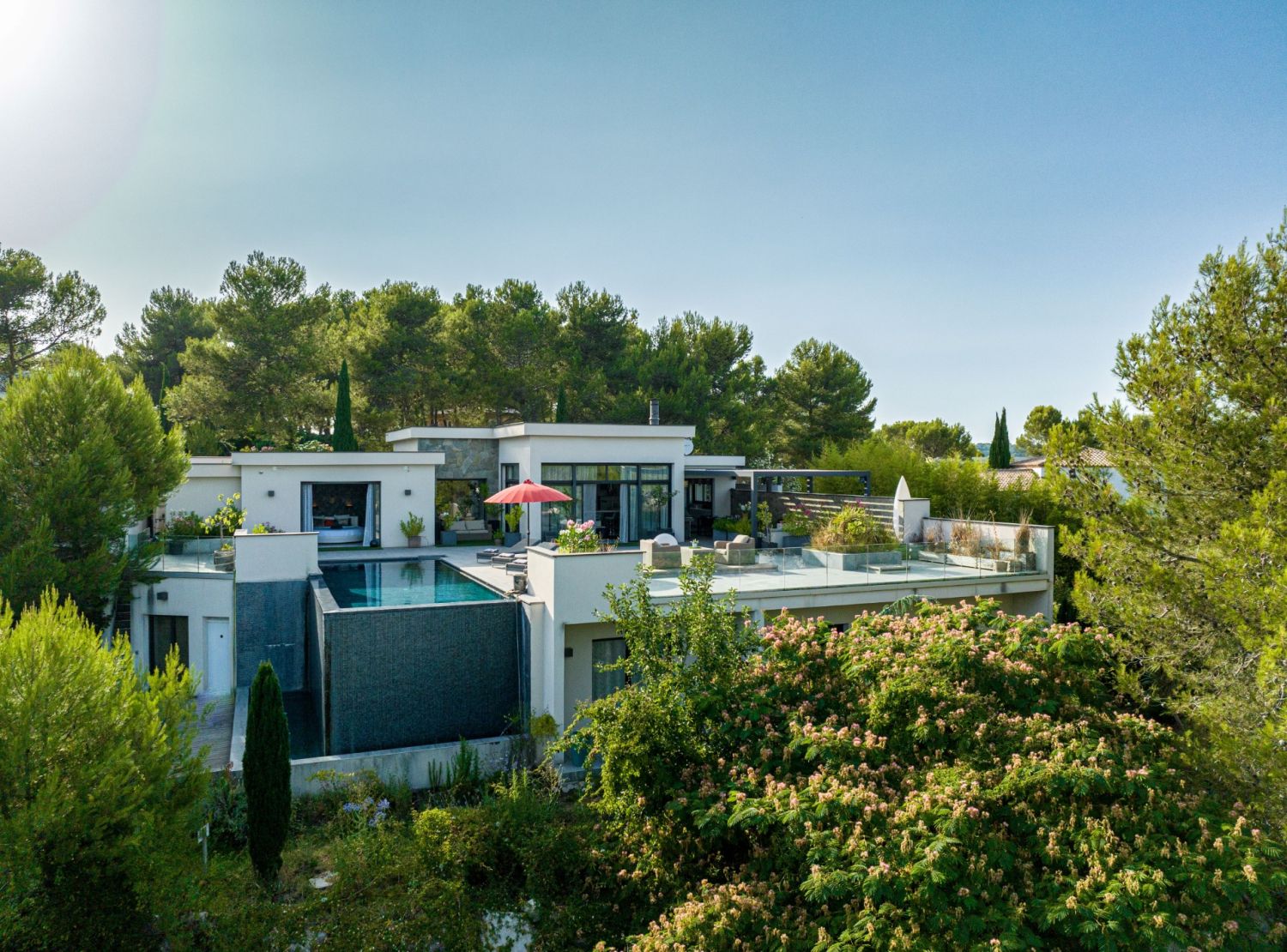 Prestigious villa 550m² with SPA and terrace 260m² sea view
