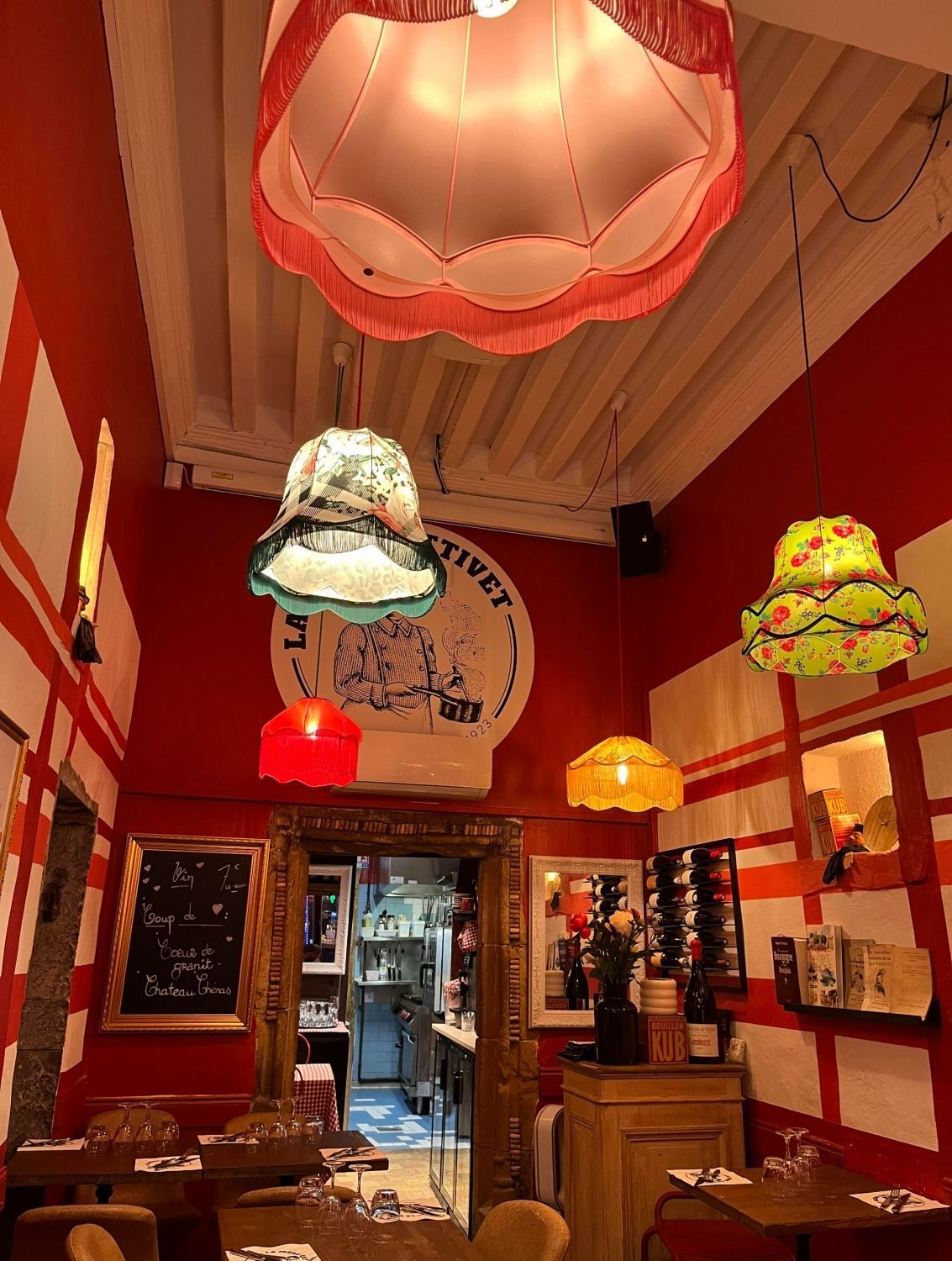 Salle de restaurant 26 couvert