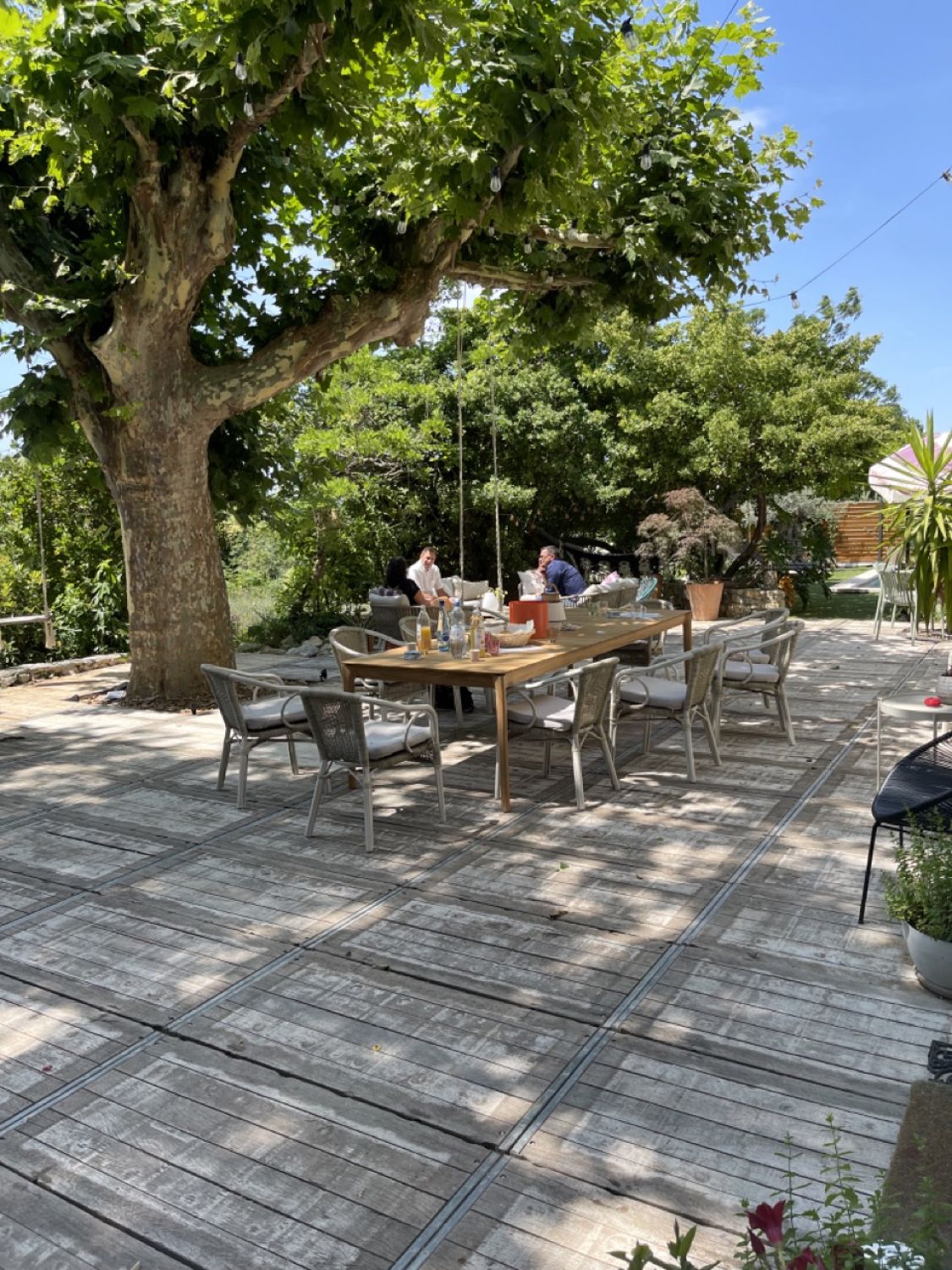Lieu Provençal & Contemporain pour Événements Exclusifs à Coudoux