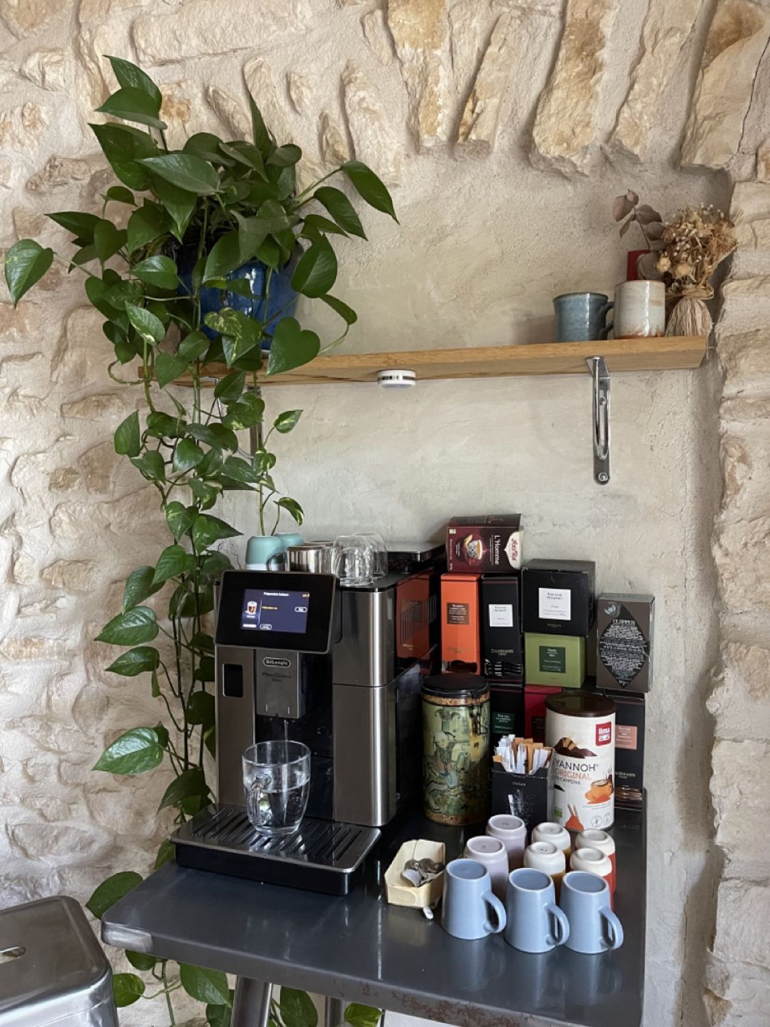 Lieu Provençal & Contemporain pour Événements Exclusifs à Coudoux
