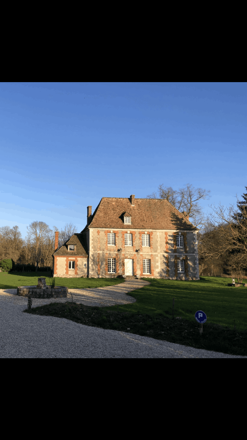 15th century castle not far from Paris