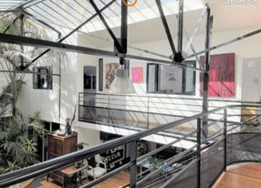 Spacious loft 320 m²