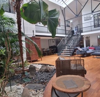 Spacious loft 320 m²