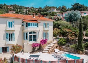 Historic villa with swimming pool