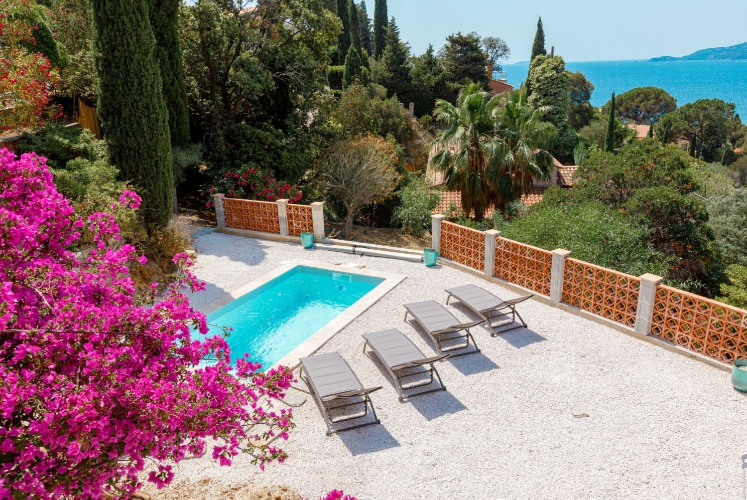 Historic villa with swimming pool