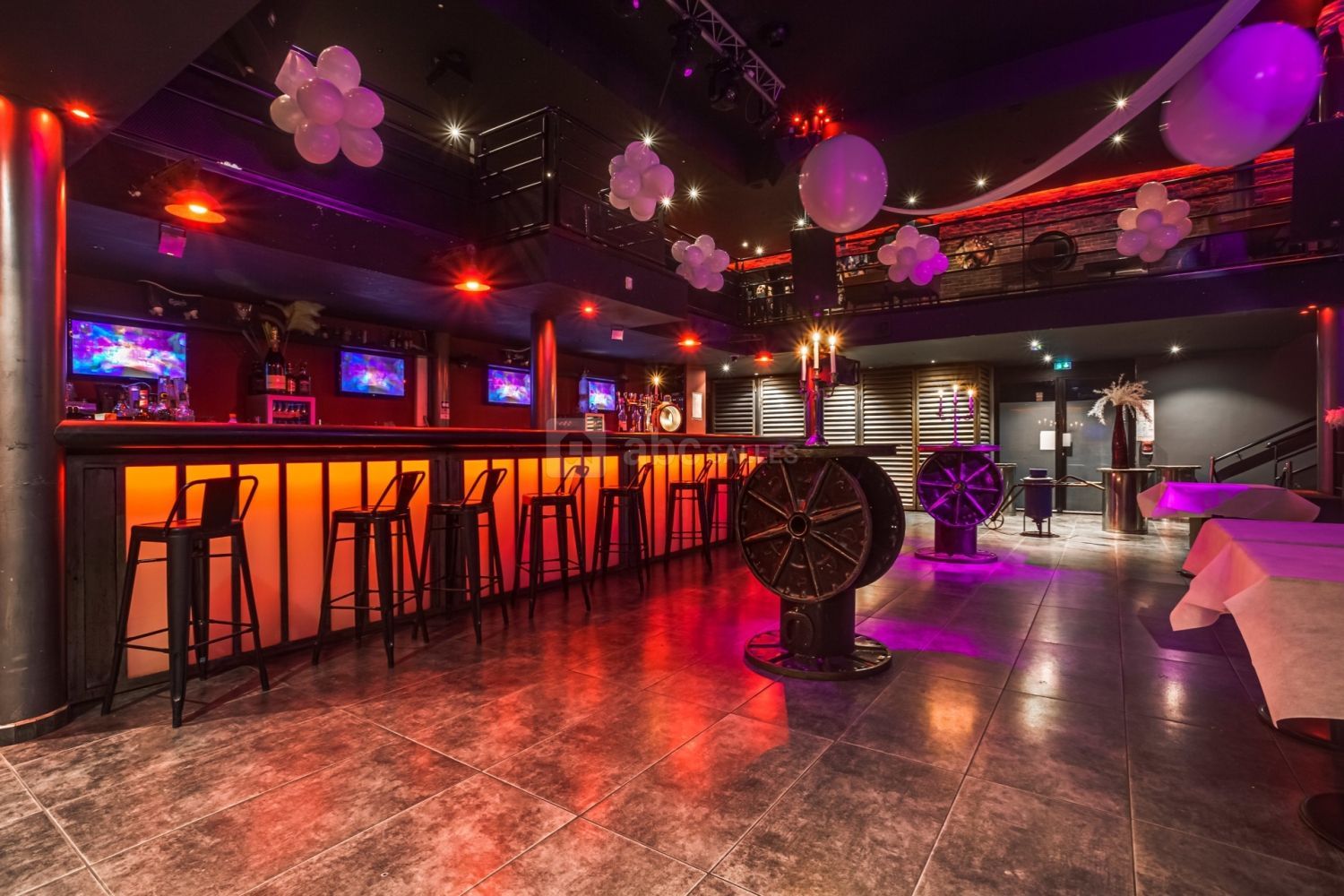 Restaurant – Club – Terrasse