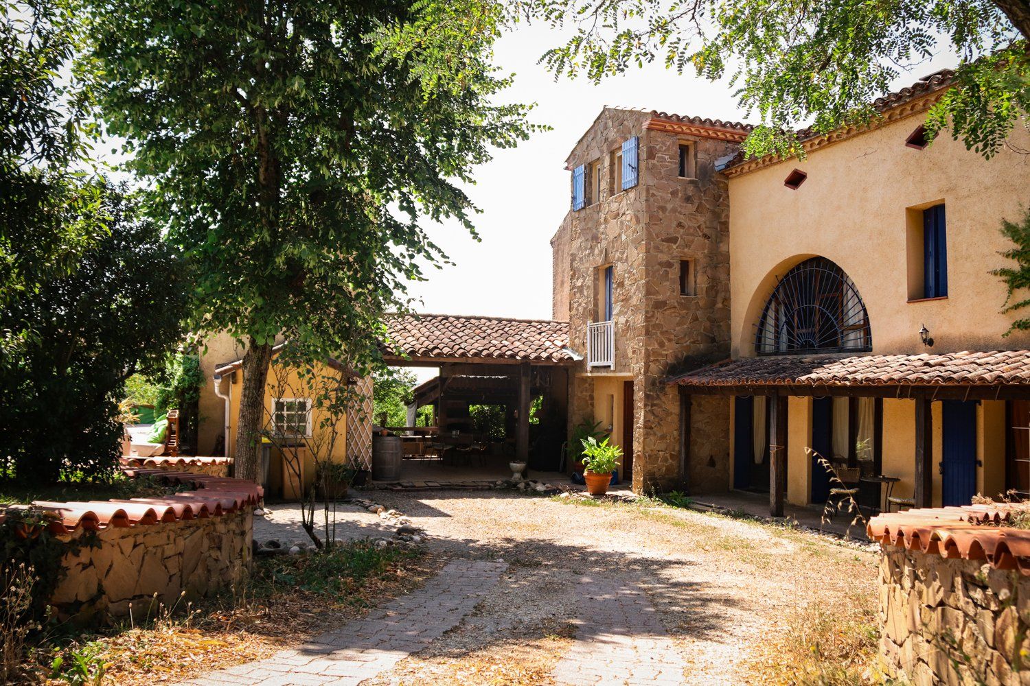 Villa with swimming pool in Tarn Albigeois