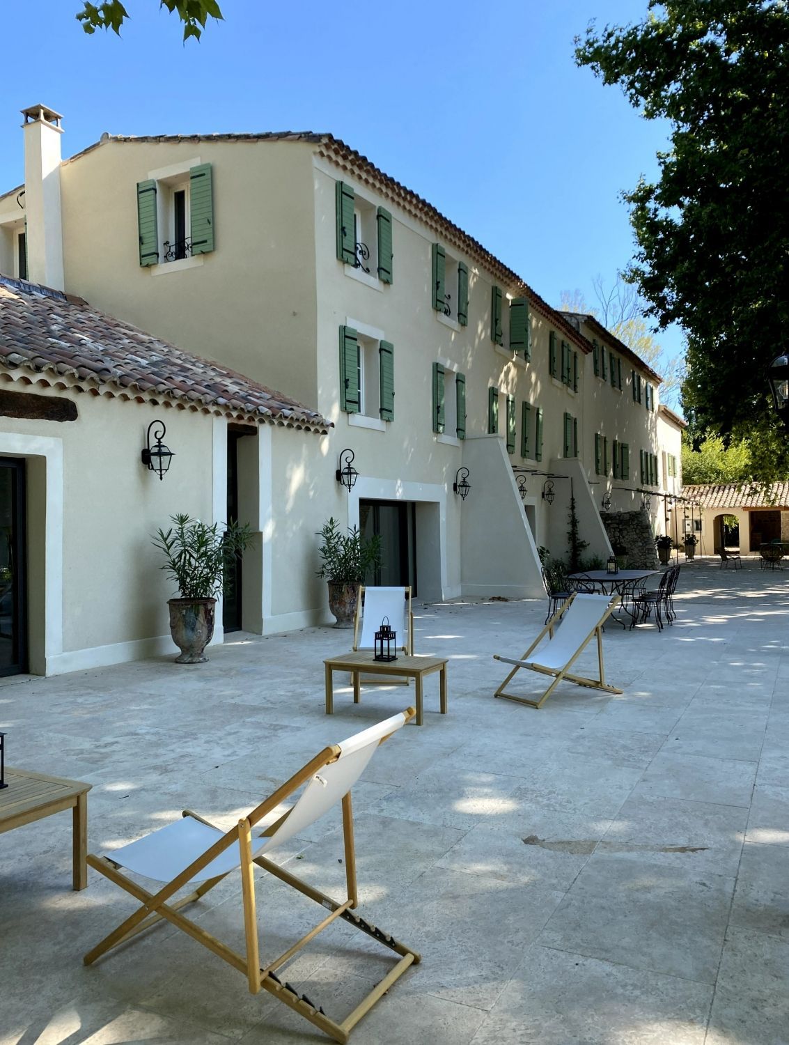 Bastide with swimming pool in lavender