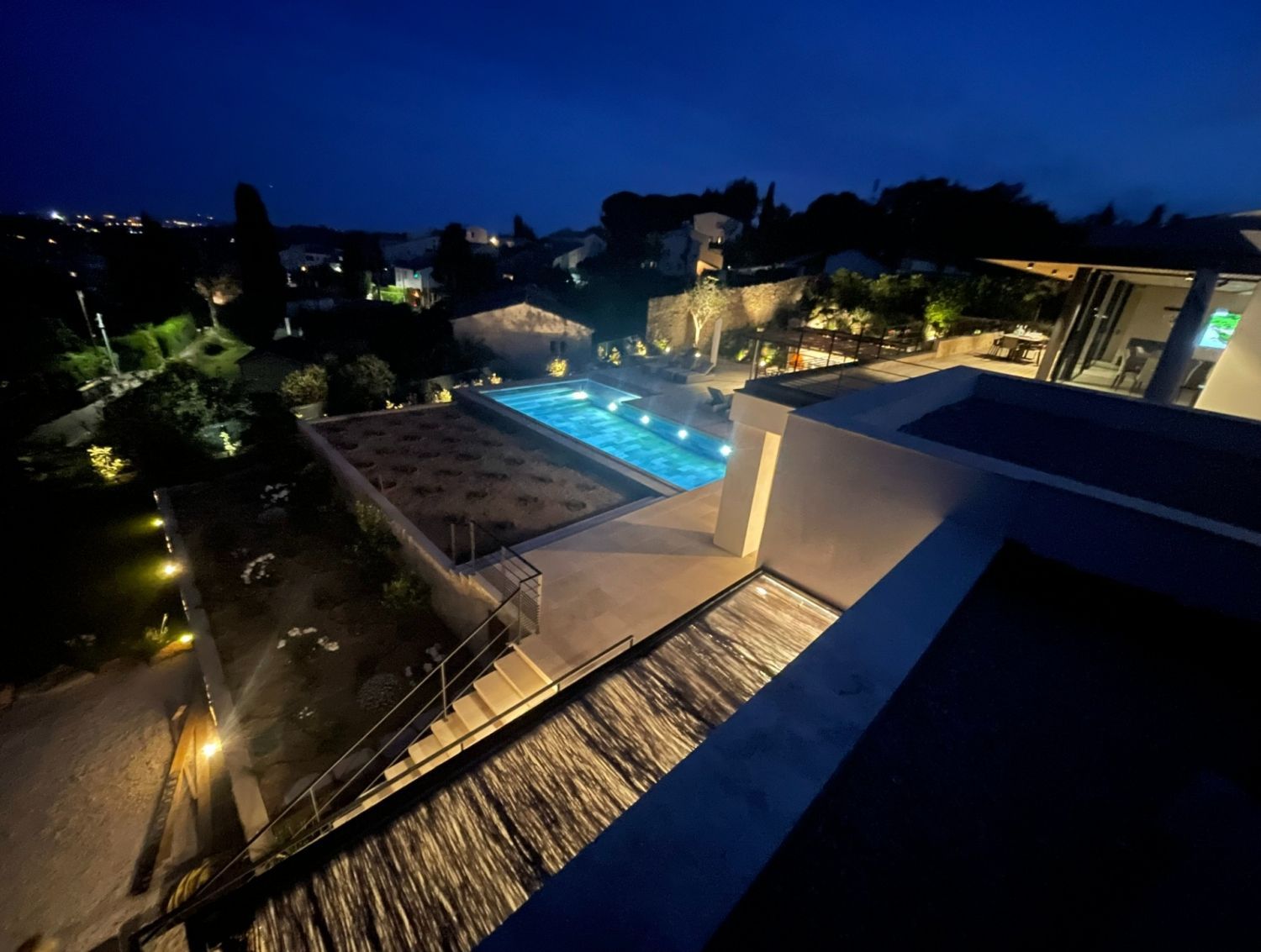 250 m² terrace with sea view