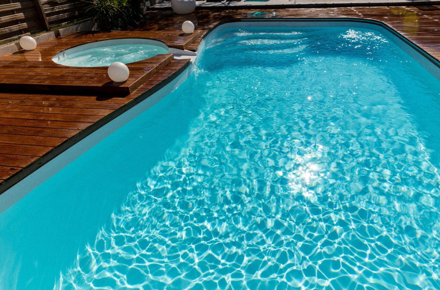 Restored Mazet with Pool & Event Space in Le Fes Vergèze