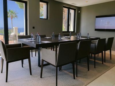 Exclusive villa for intimate events