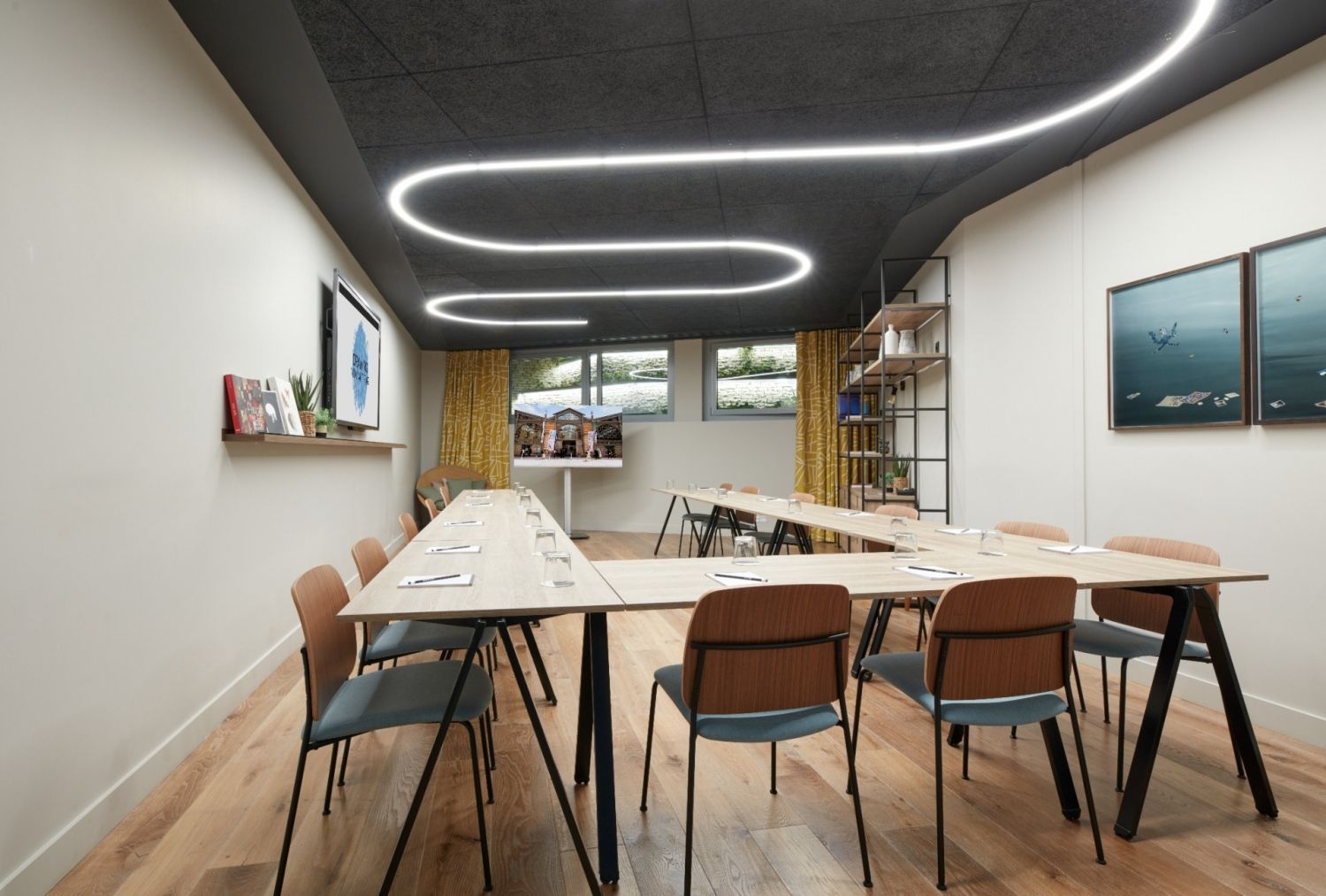 Beautiful rooms in a renovated and artistic hotel