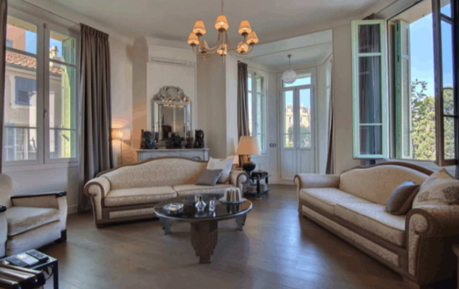 Appartement spacieux à Cannes avec terrasse – À 5 minutes du Palais