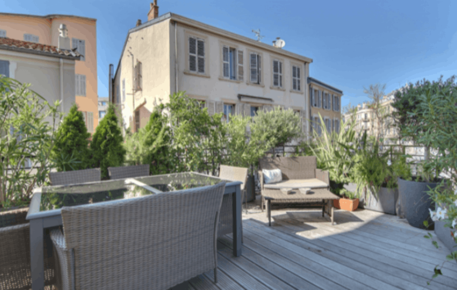 Appartement spacieux à Cannes avec terrasse – À 5 minutes du Palais