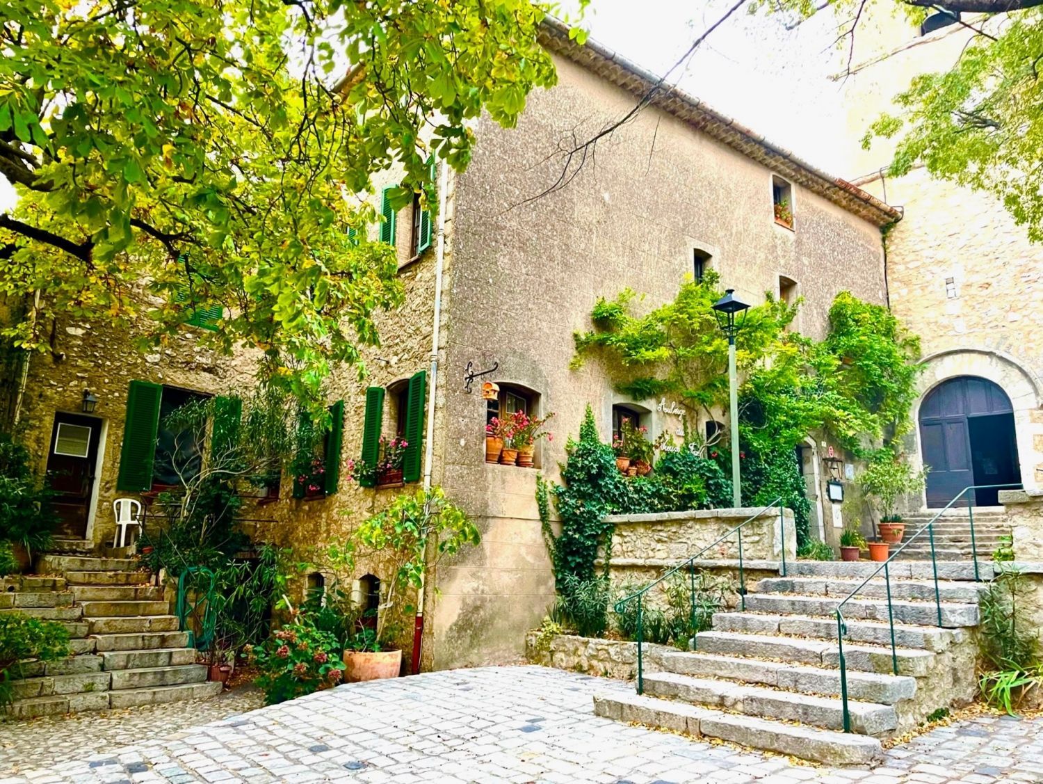  Auberge ancienne rénovée avec piscine