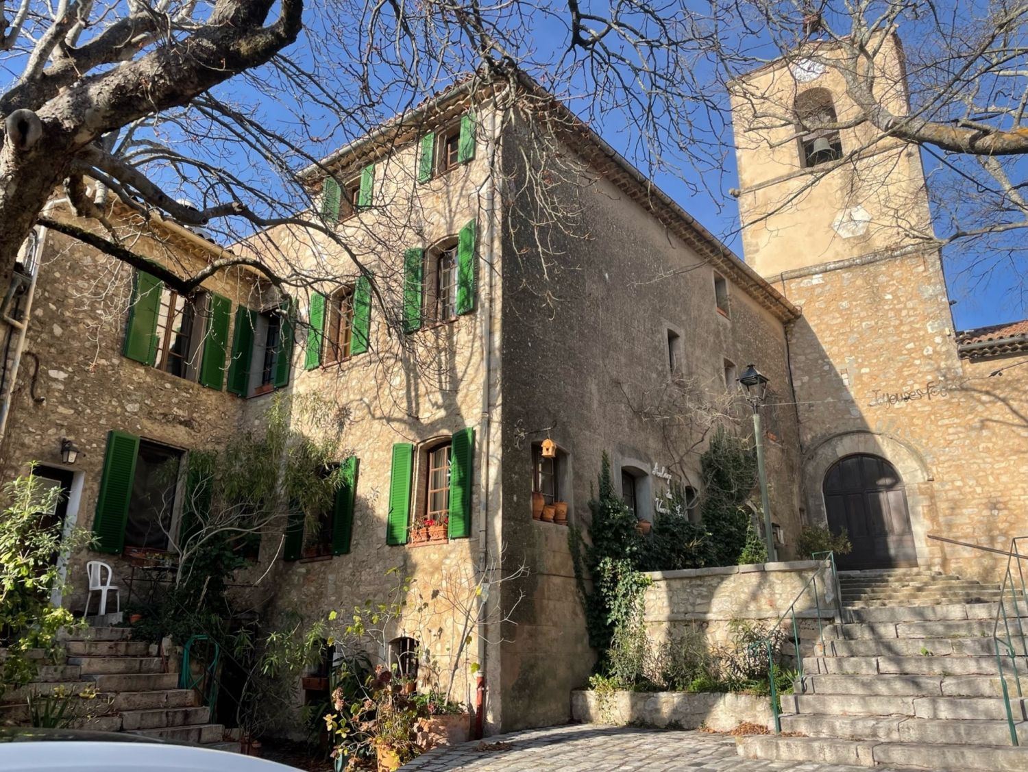  Auberge ancienne rénovée avec piscine