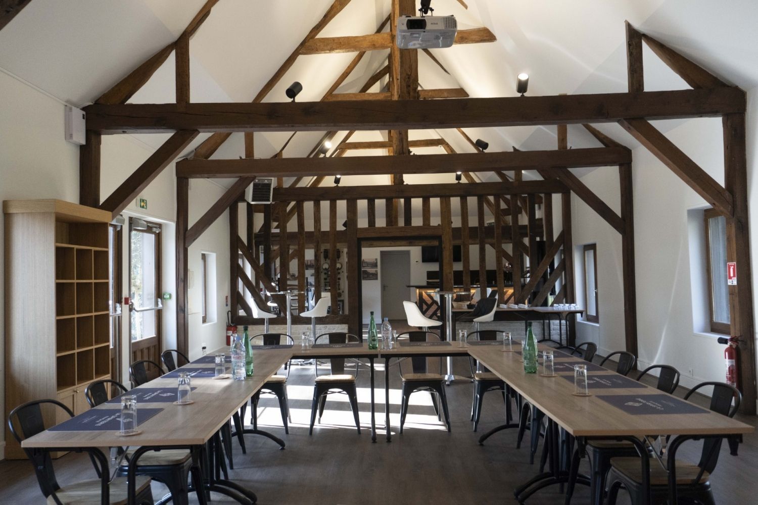 Meeting room in the heart of a bucolic park