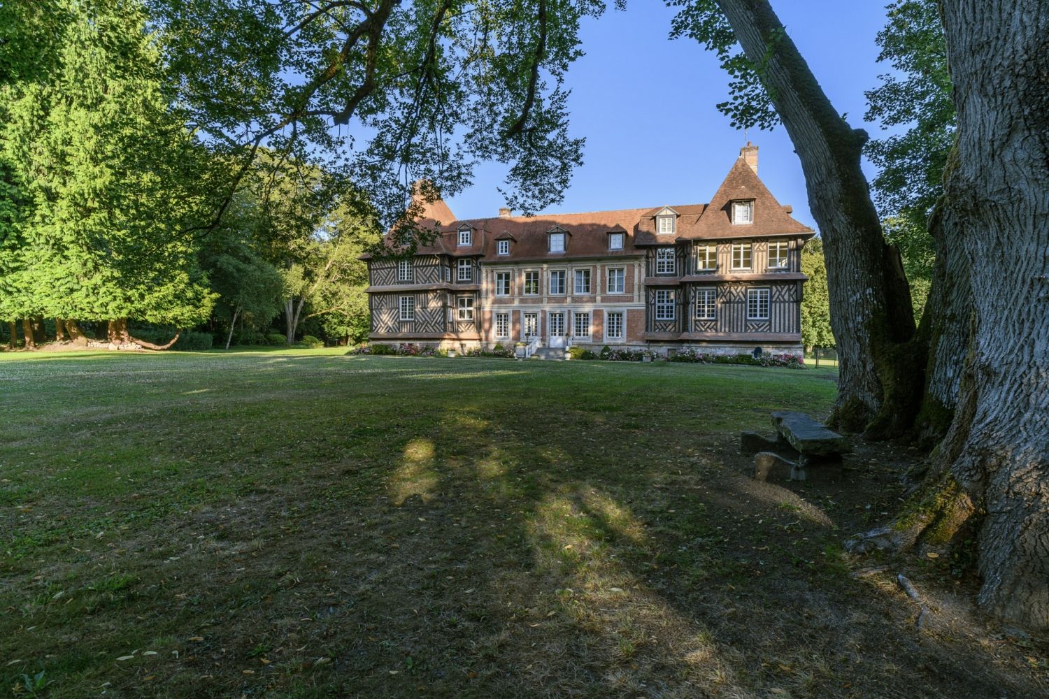 Meeting room in the heart of a bucolic park