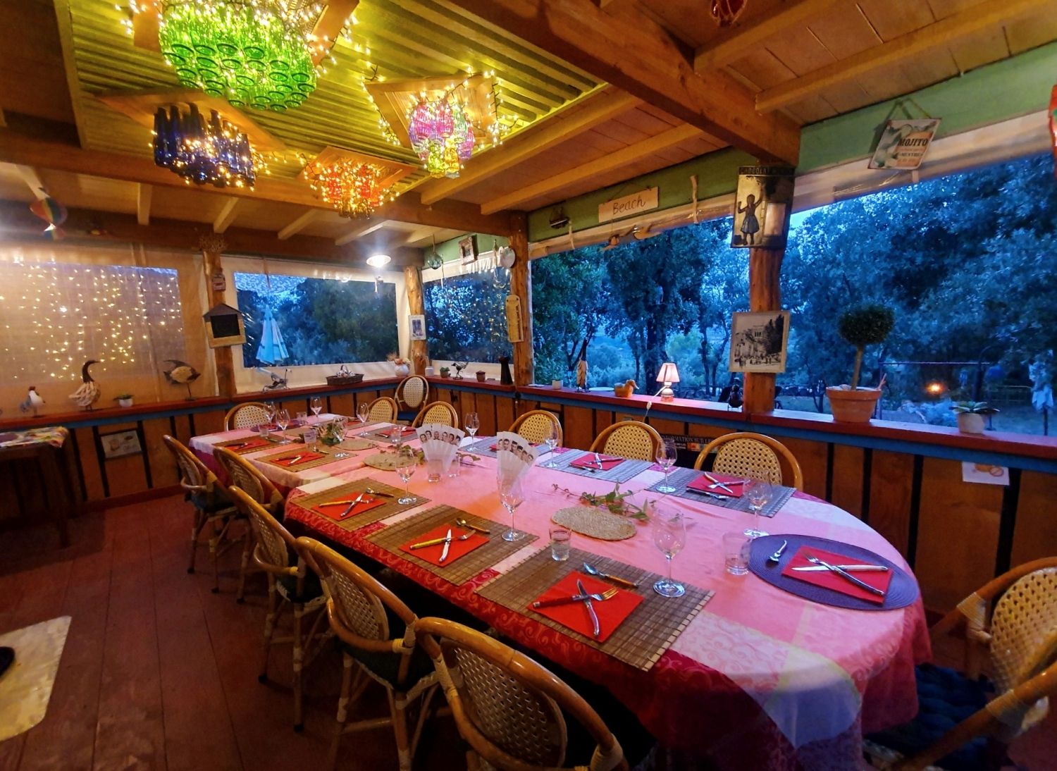 Petit restaurant intimiste sur les hauteurs d'Aniane 
