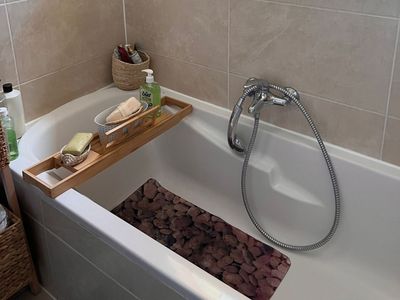 80 m² terrace with swimming pool and 4000 m² park