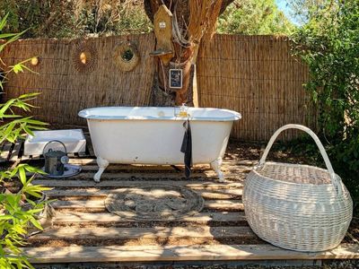 "Un moment en Vaunage" Jardin, piscine, cuisine extérieure 