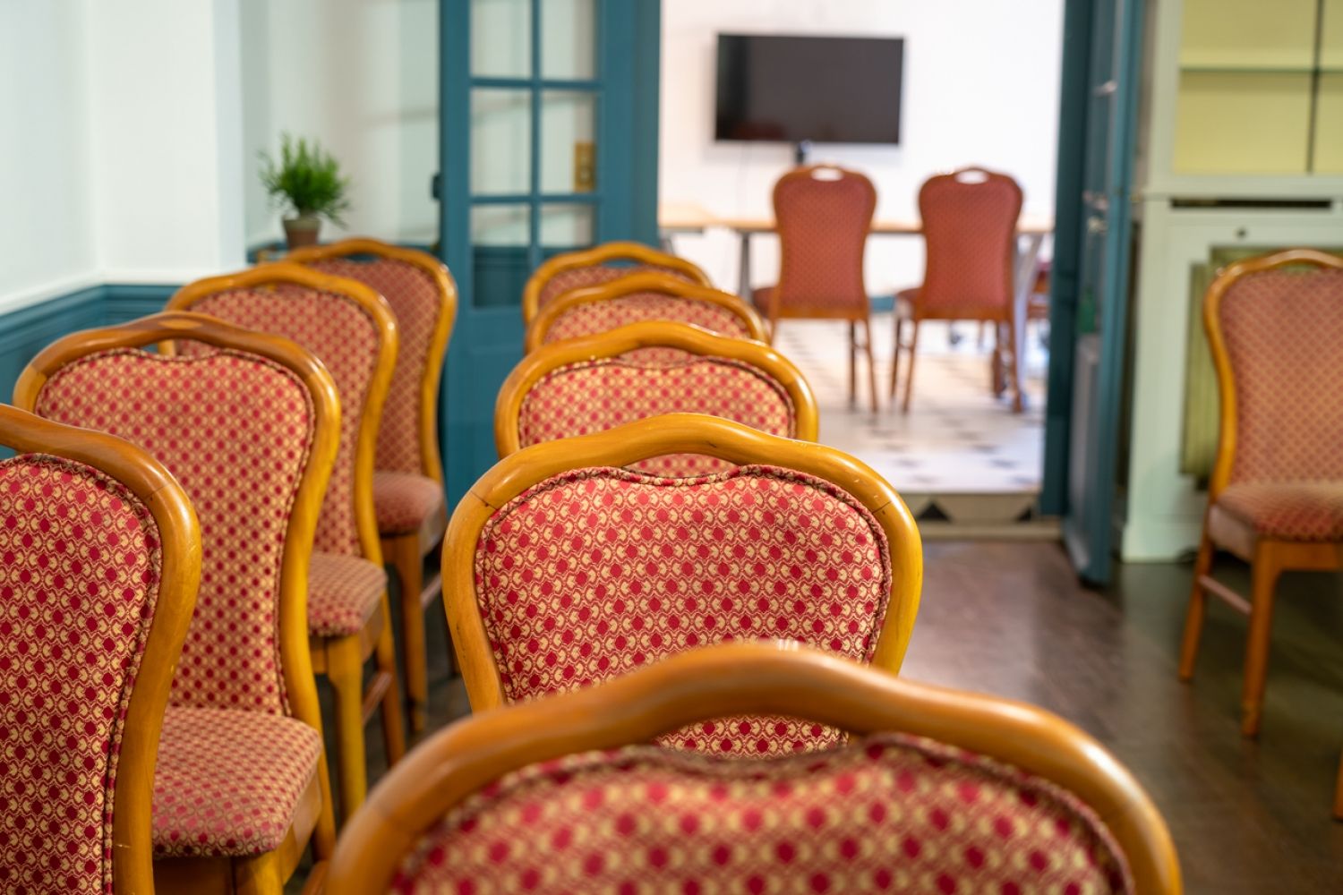 Private Garden Meeting Room in Paris