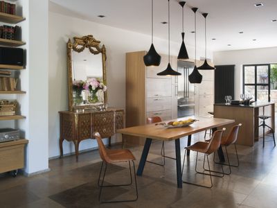 EXEPTIONAL 2 HECTARES CHARMING PROPERTY CLOSE TO CANNES/VALBONNE