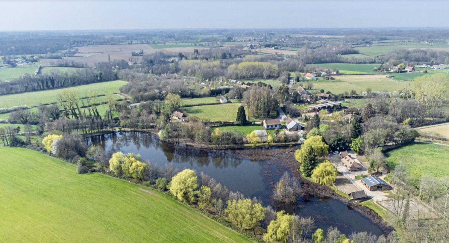 Burgundian Farmhouse Venue with Pond & Stables | Available Spring 2024