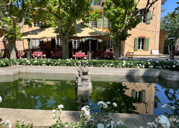 Bastide with park, swimming pool, tennis and ponds