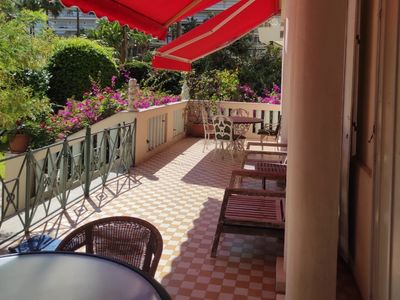 115 m² apartment with terrace and private garden of 1200 m² Cannes hyper center