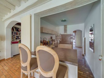 House with swimming pool near Paris