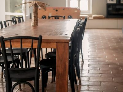 Provençal country house with swimming pool and olive grove